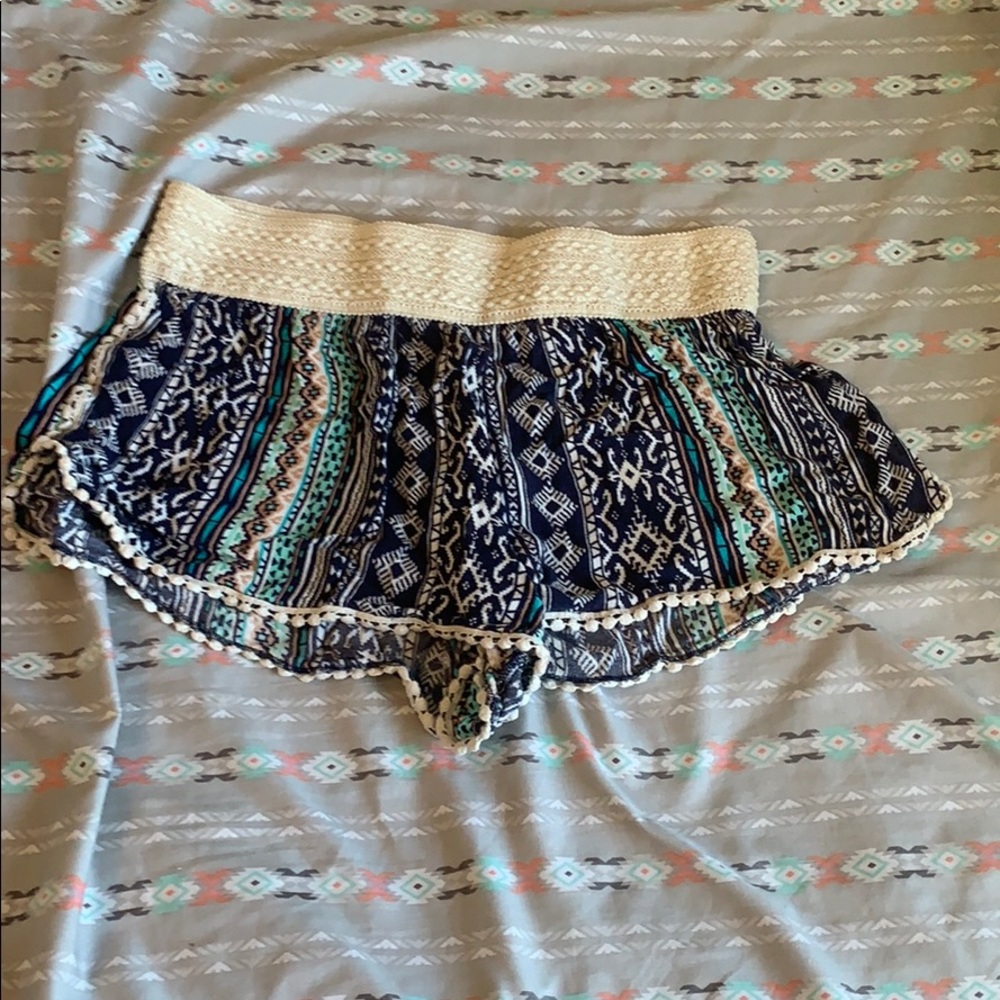 🟢 5/$20 Tribal Print Shorts